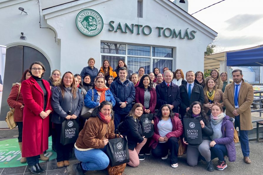Gracias a convenio entre delegación de Punilla y Santo Tomás, inicia primer curso gratuito para mujeres de la provincia